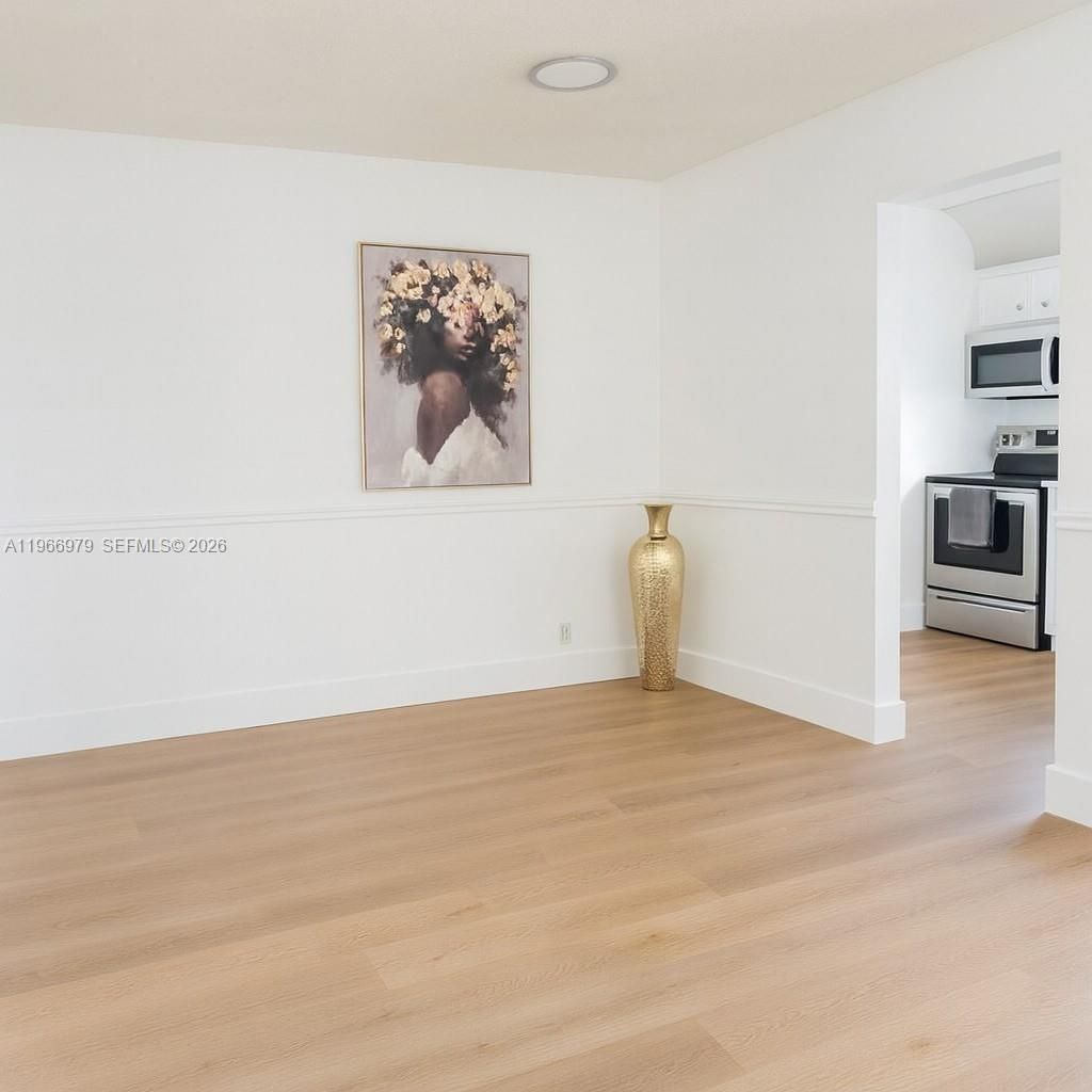 17021 N Bay Rd, Unit 906, Sunny Isles Beach, FL 33160 Photo