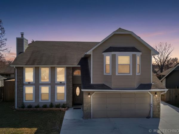 4413 W Oakland Street, Broken Arrow, OK 74012