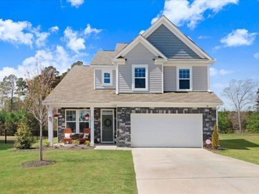 825 Golden Plum Lane, Zebulon, NC 27597