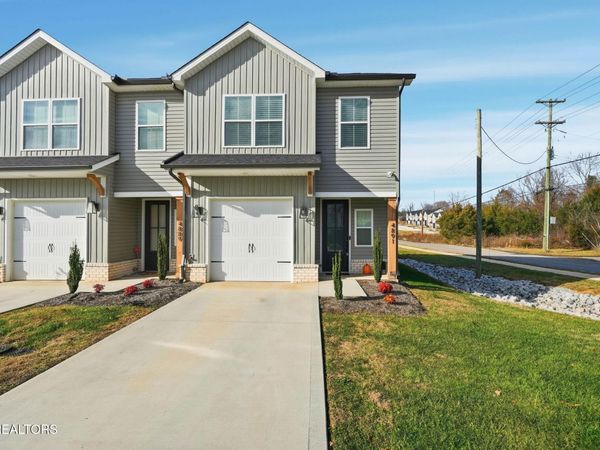 4891 Ancient Glacier Lane, Knoxville, TN 37918