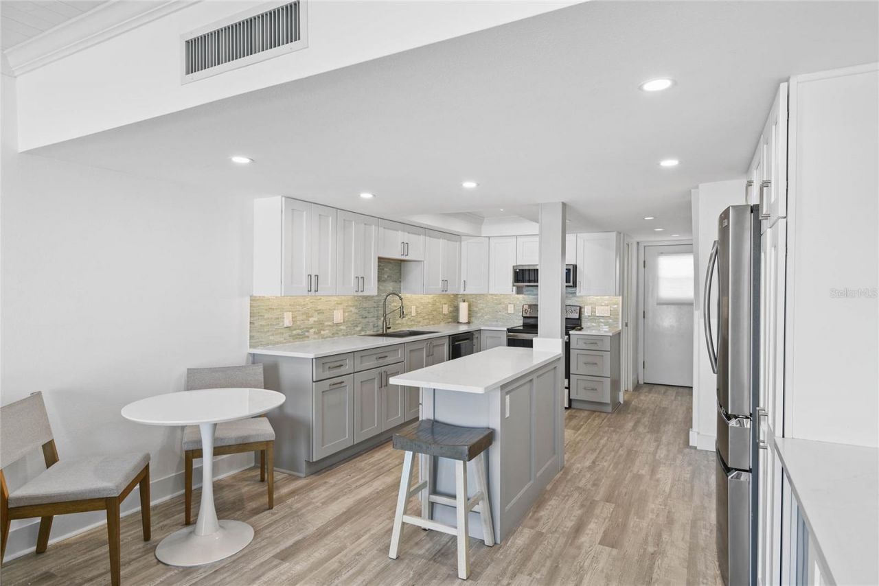 4821 Saxon Drive, Unit B-213, New Smyrna Beach, FL 32169 Photo