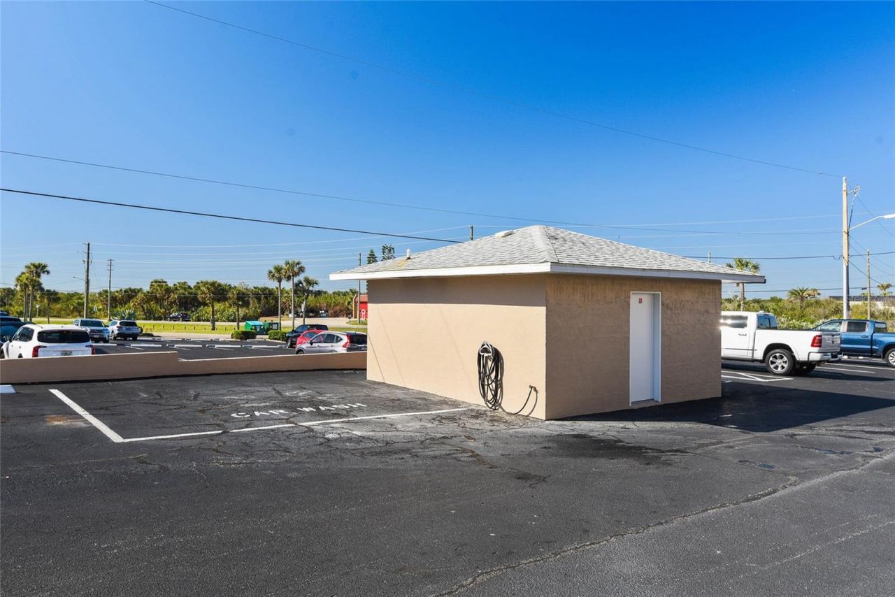4821 Saxon Drive, Unit B-213, New Smyrna Beach, FL 32169 Photo