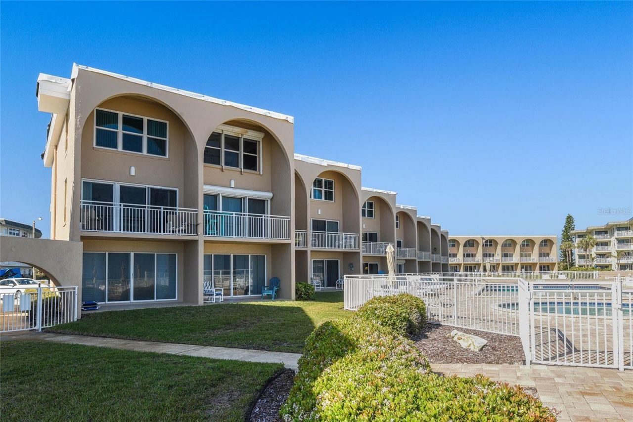 4821 Saxon Drive, Unit B-213, New Smyrna Beach, FL 32169 Photo