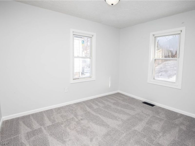 1291 Roslyn Avenue, Akron, OH 44320 Photo 11