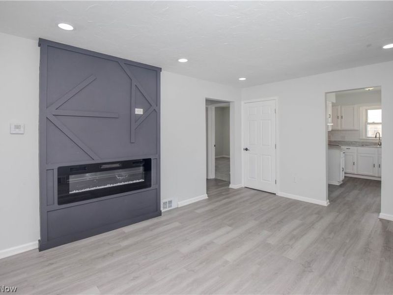 1291 Roslyn Avenue, Akron, OH 44320 Photo 5