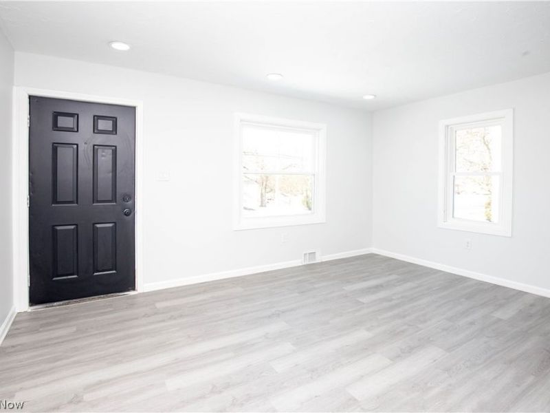 1291 Roslyn Avenue, Akron, OH 44320 Photo 7