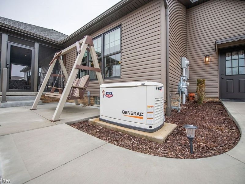 3912 Clay Court SE, Dennison, OH 44621 Photo 10