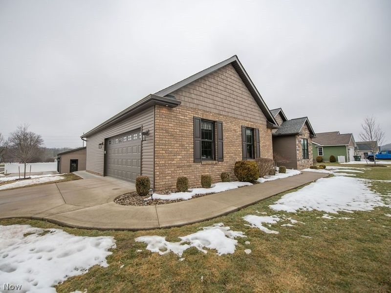 3912 Clay Court SE, Dennison, OH 44621 Photo 4