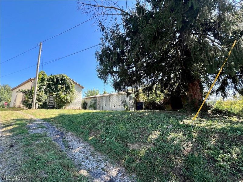 1960 Broadway Street, Stockport, OH 43787 Photo 14