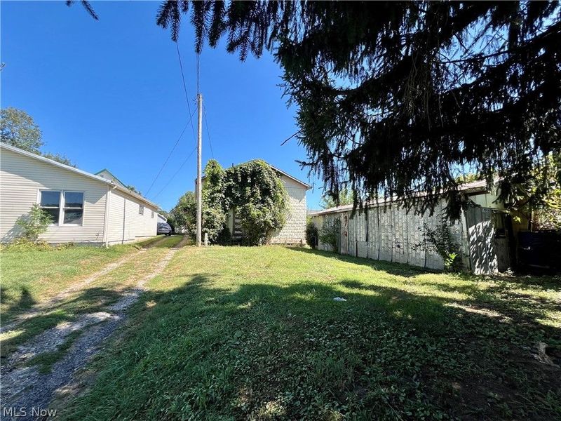 1960 Broadway Street, Stockport, OH 43787 Photo 6