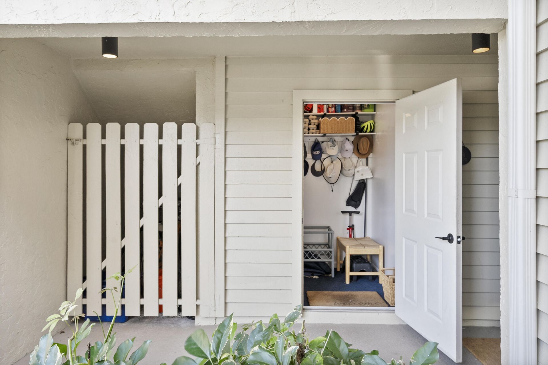 5172 SE Club Way, Unit 108, Stuart, FL 34997 Photo