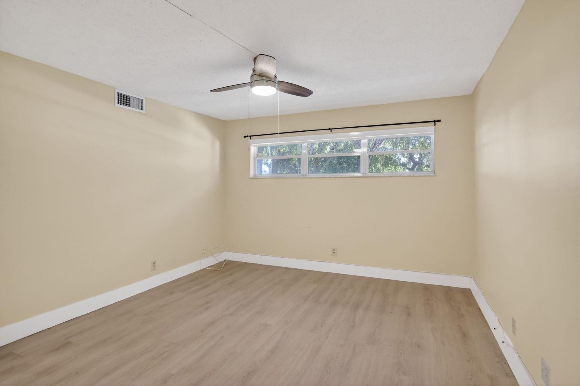 830 S Hollybrook Drive, Unit 204, Pembroke Pines, FL 33025 Photo