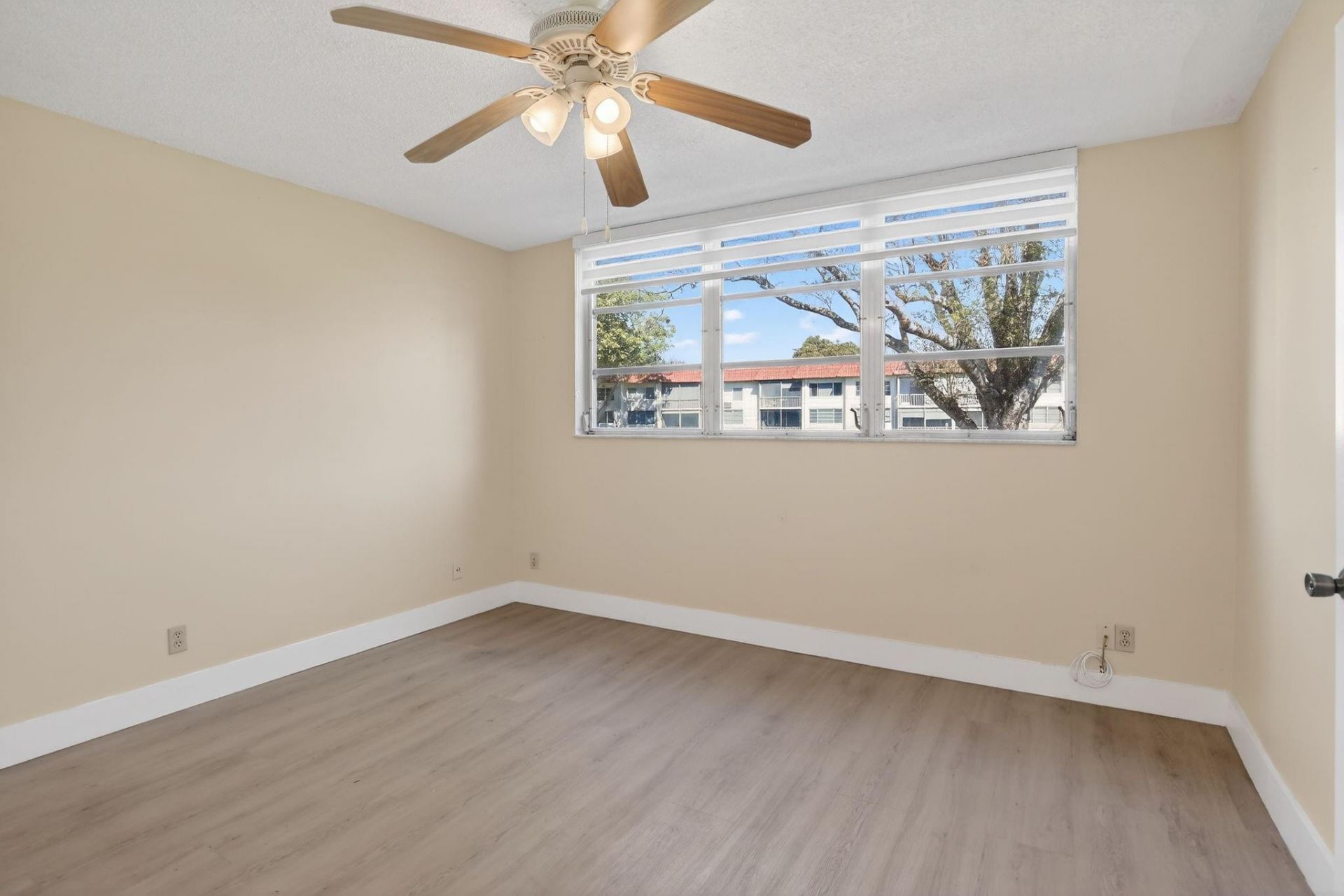 830 S Hollybrook Drive, Unit 204, Pembroke Pines, FL 33025 Photo