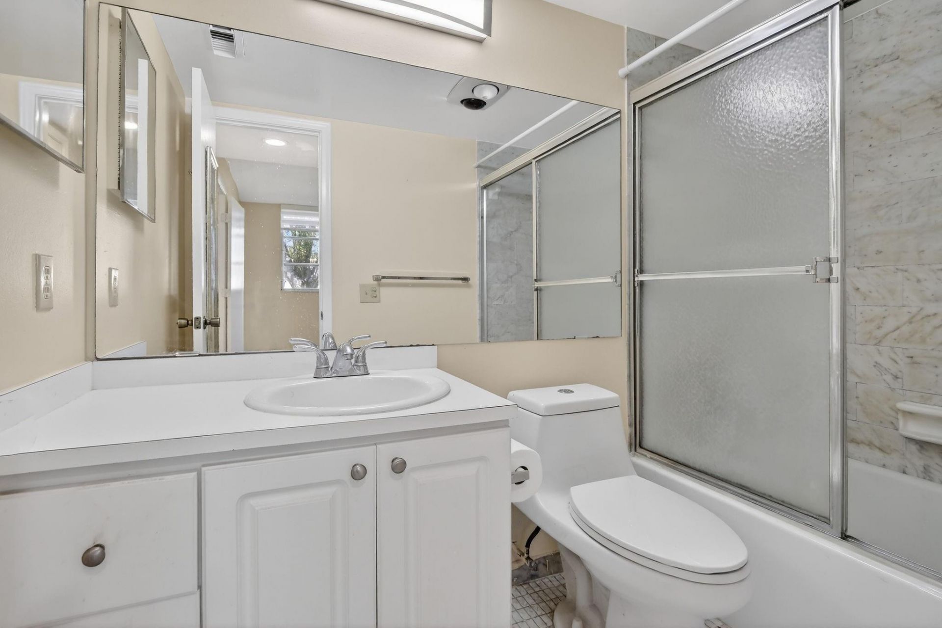 830 S Hollybrook Drive, Unit 204, Pembroke Pines, FL 33025 Photo