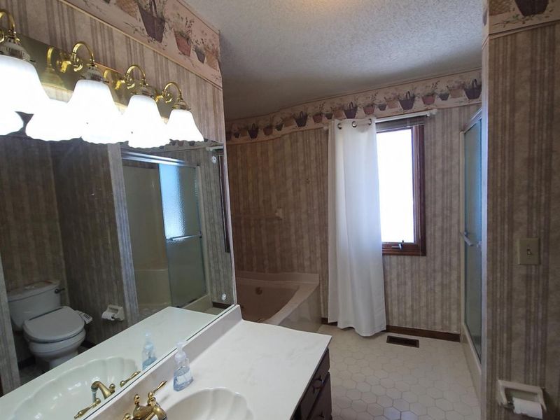 548 Shultz Drive, Hamilton, OH 45013 Photo 15
