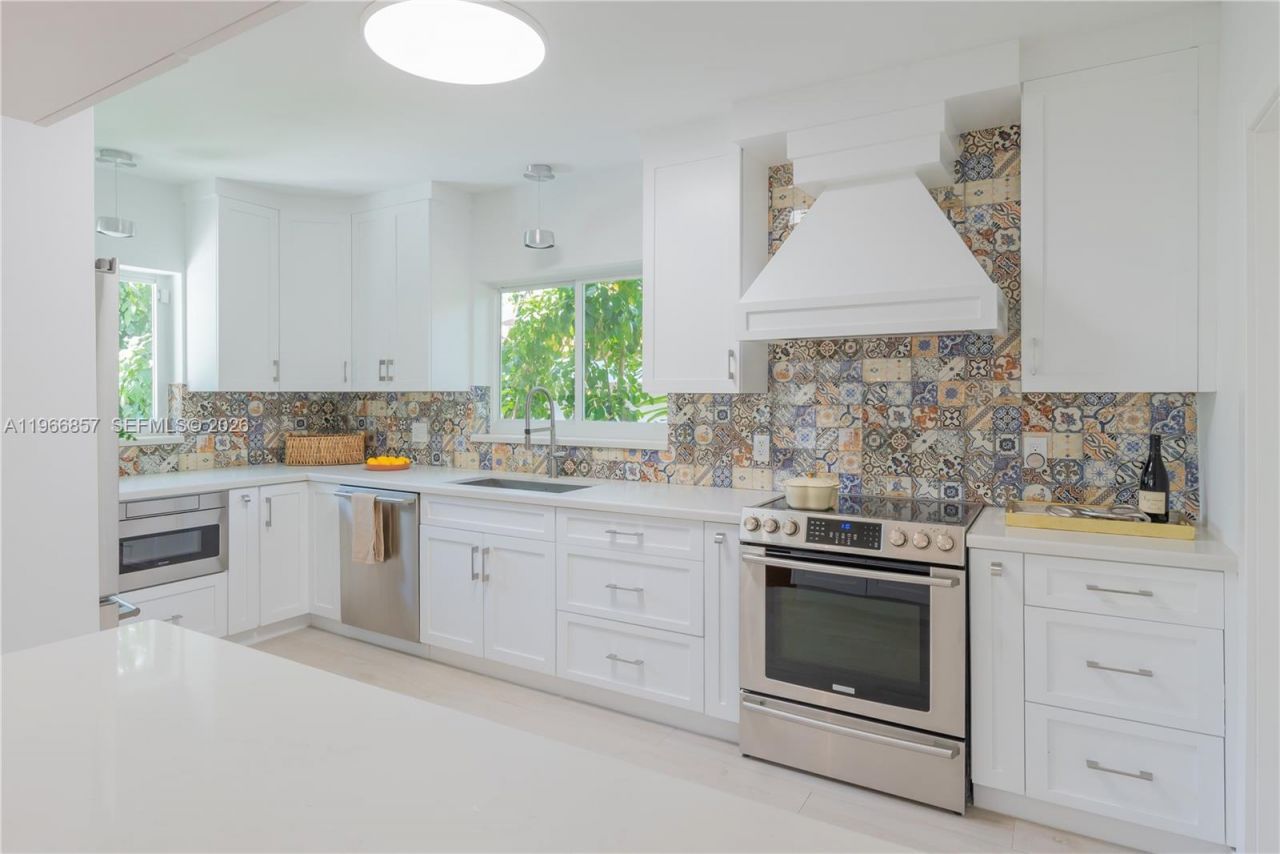 920 Alava Ave, Coral Gables, FL 33146 Photo