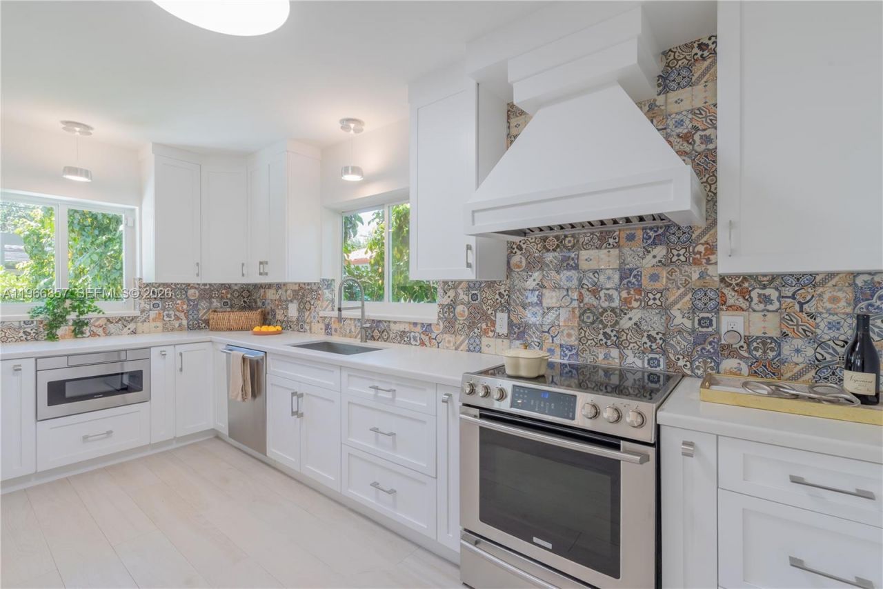 920 Alava Ave, Coral Gables, FL 33146 Photo