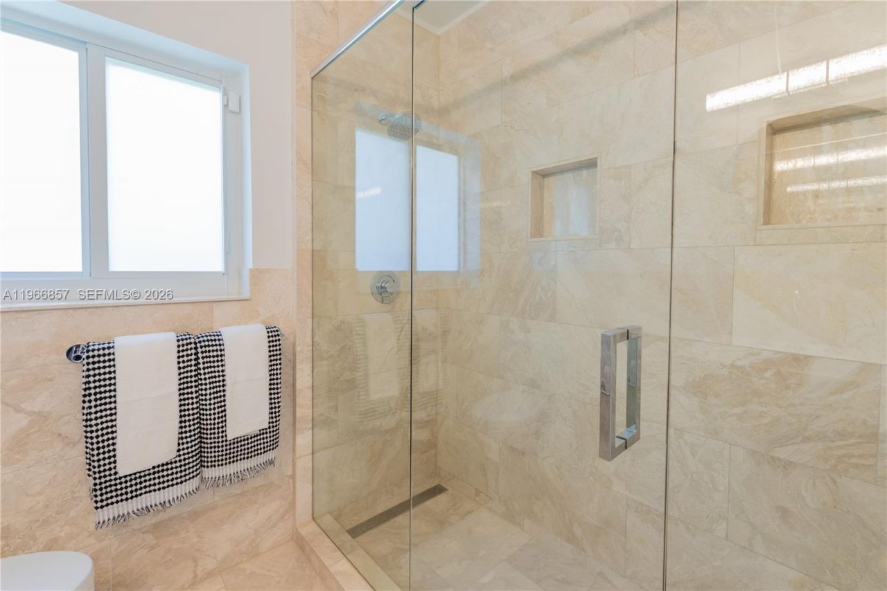 920 Alava Ave, Coral Gables, FL 33146 Photo