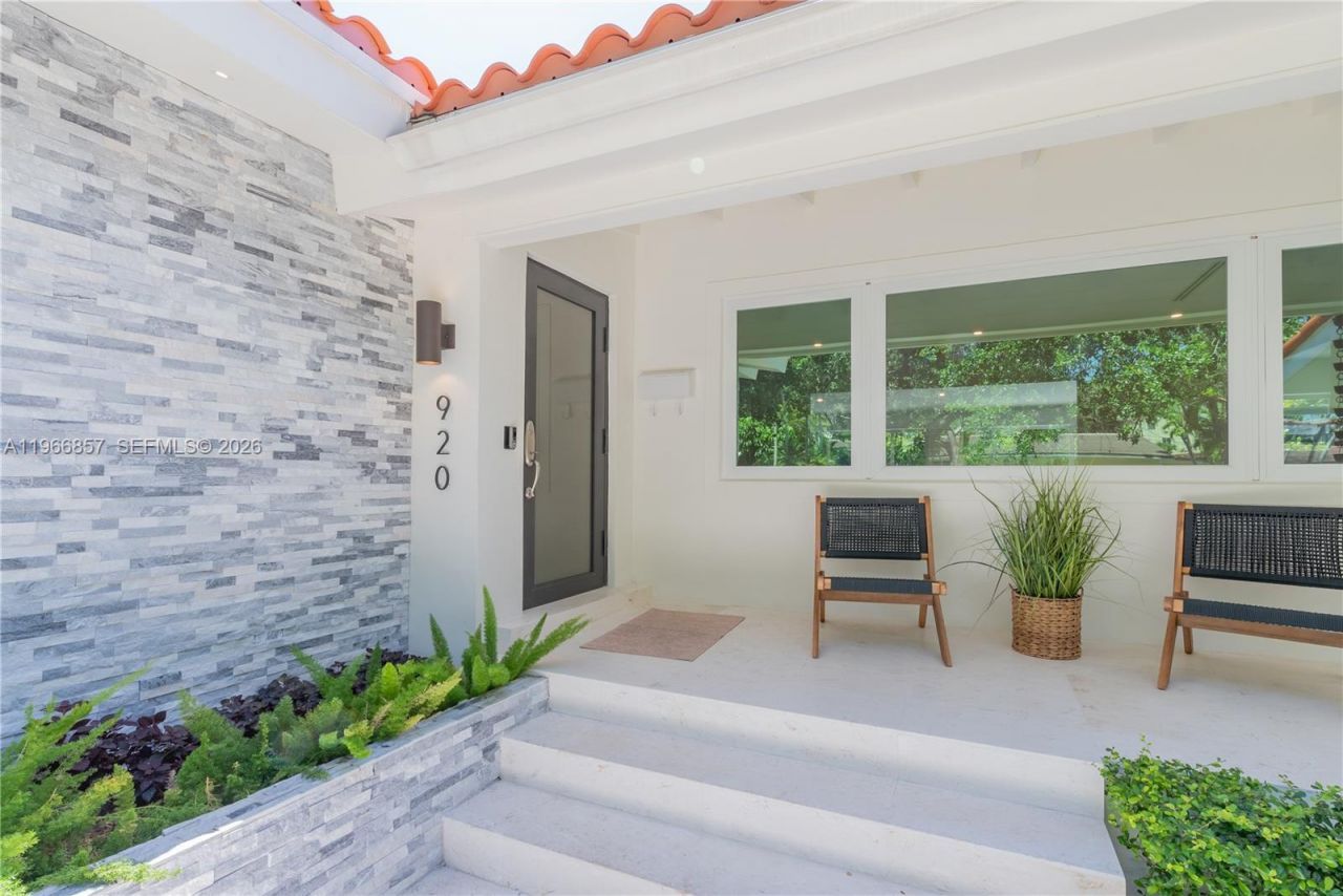 920 Alava Ave, Coral Gables, FL 33146 Photo