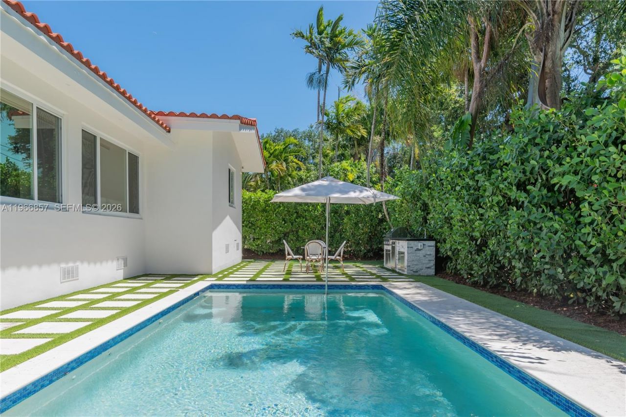 920 Alava Ave, Coral Gables, FL 33146 Photo