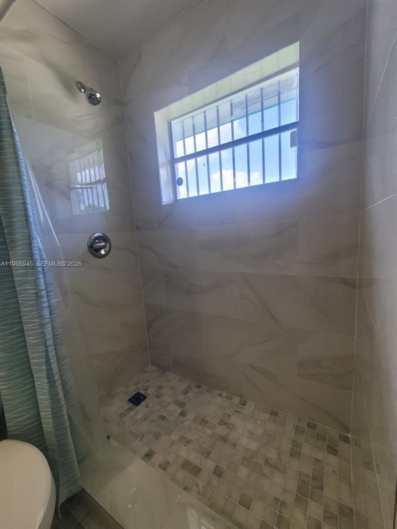 2891 NW 14th St, Unit 2, Fort Lauderdale, FL 33311 Photo