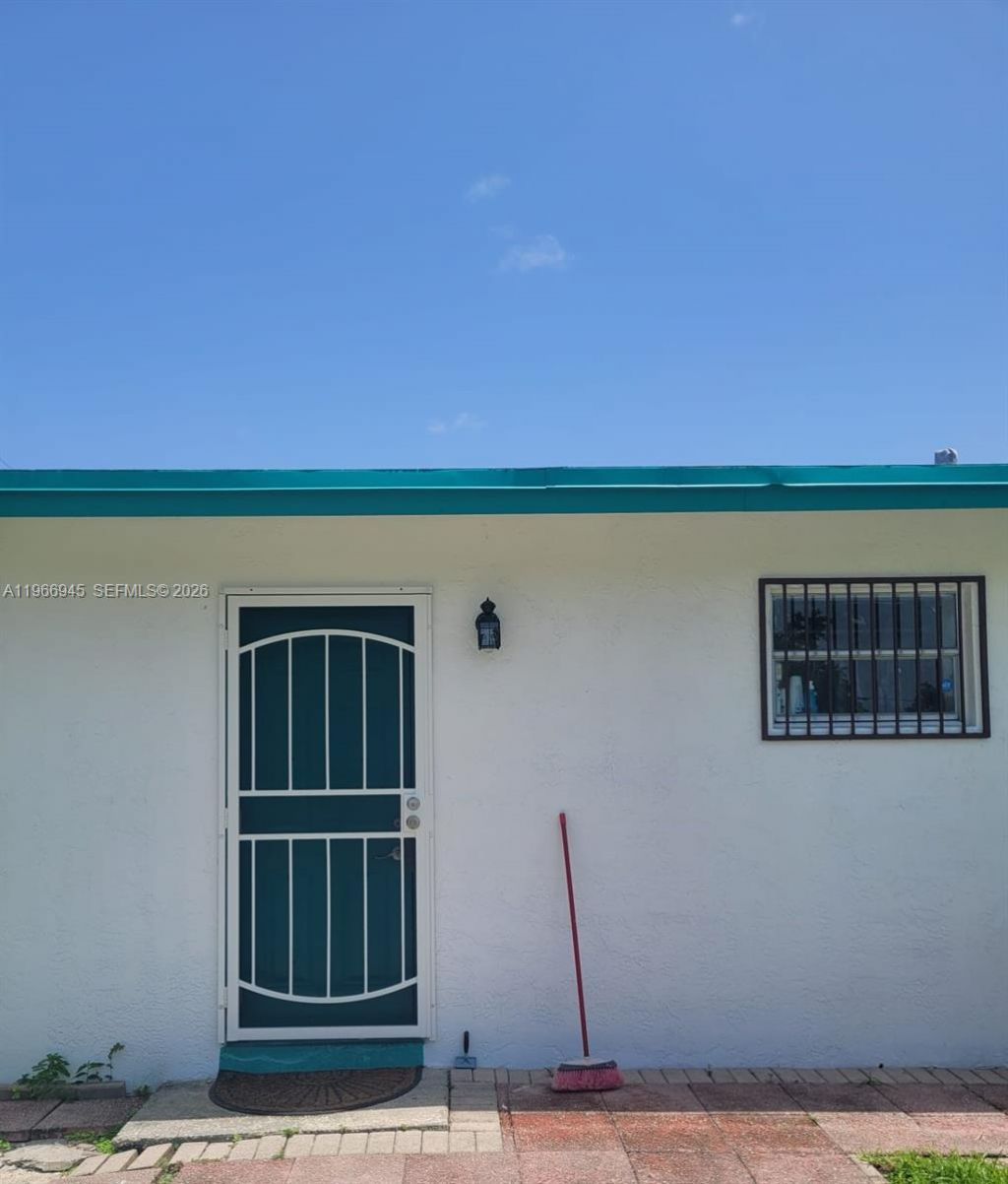 2891 NW 14th St, Unit 2, Fort Lauderdale, FL 33311 Photo