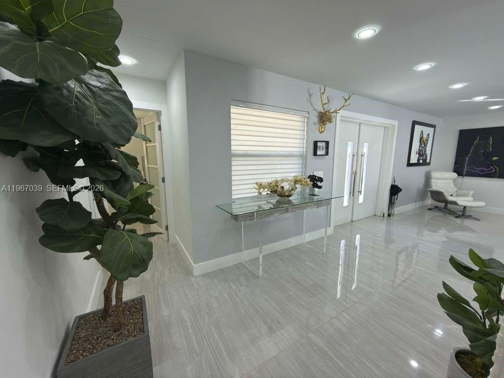 4801 W Park Rd, Hollywood, FL 33021 Photo