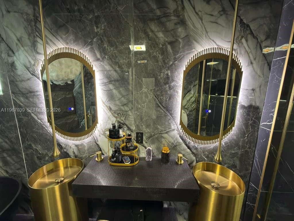 4801 W Park Rd, Hollywood, FL 33021 Photo