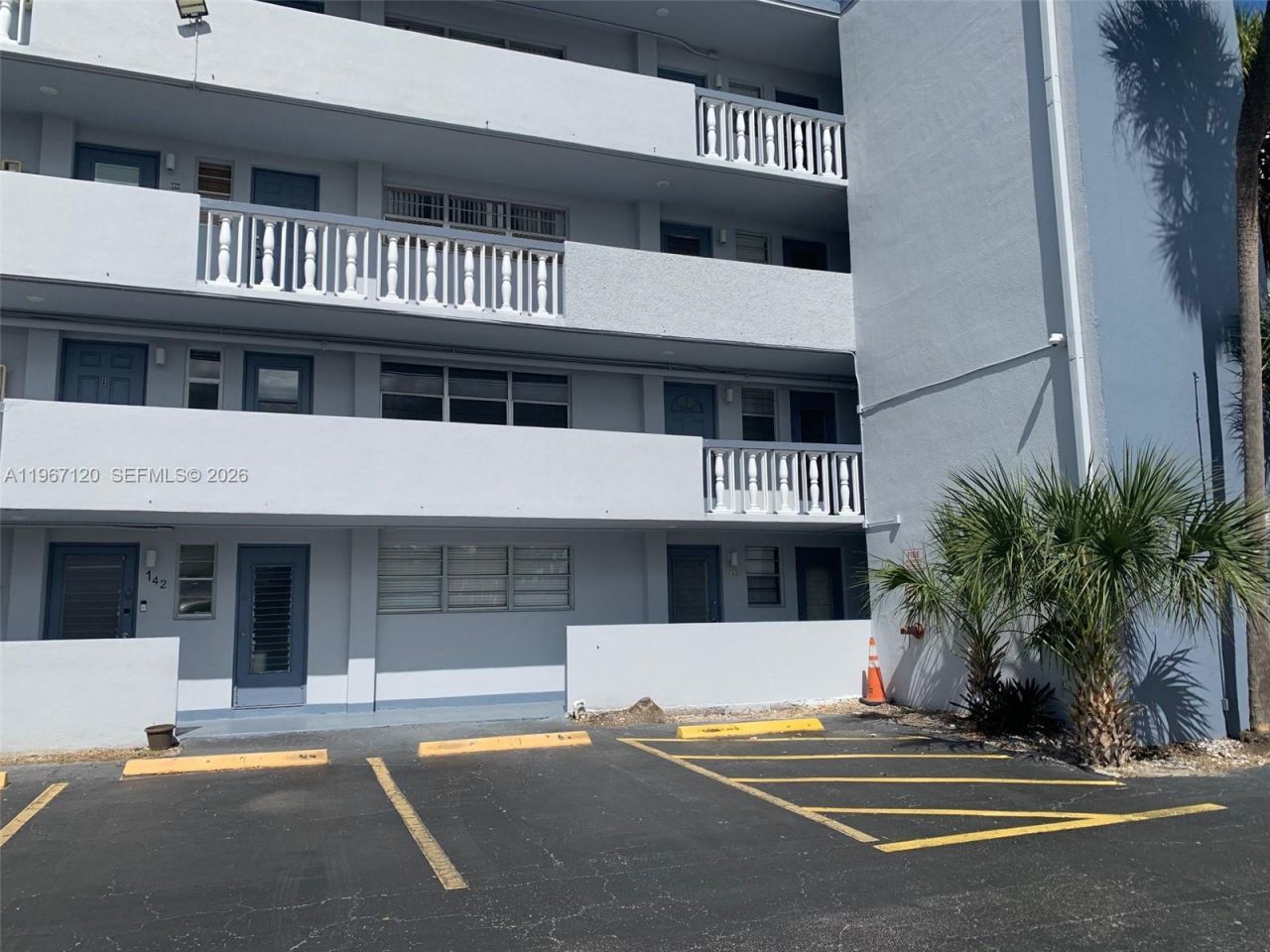 1333 E Hallandale Blvd , Unit 143, Hallandale Beach, FL 33009 Photo