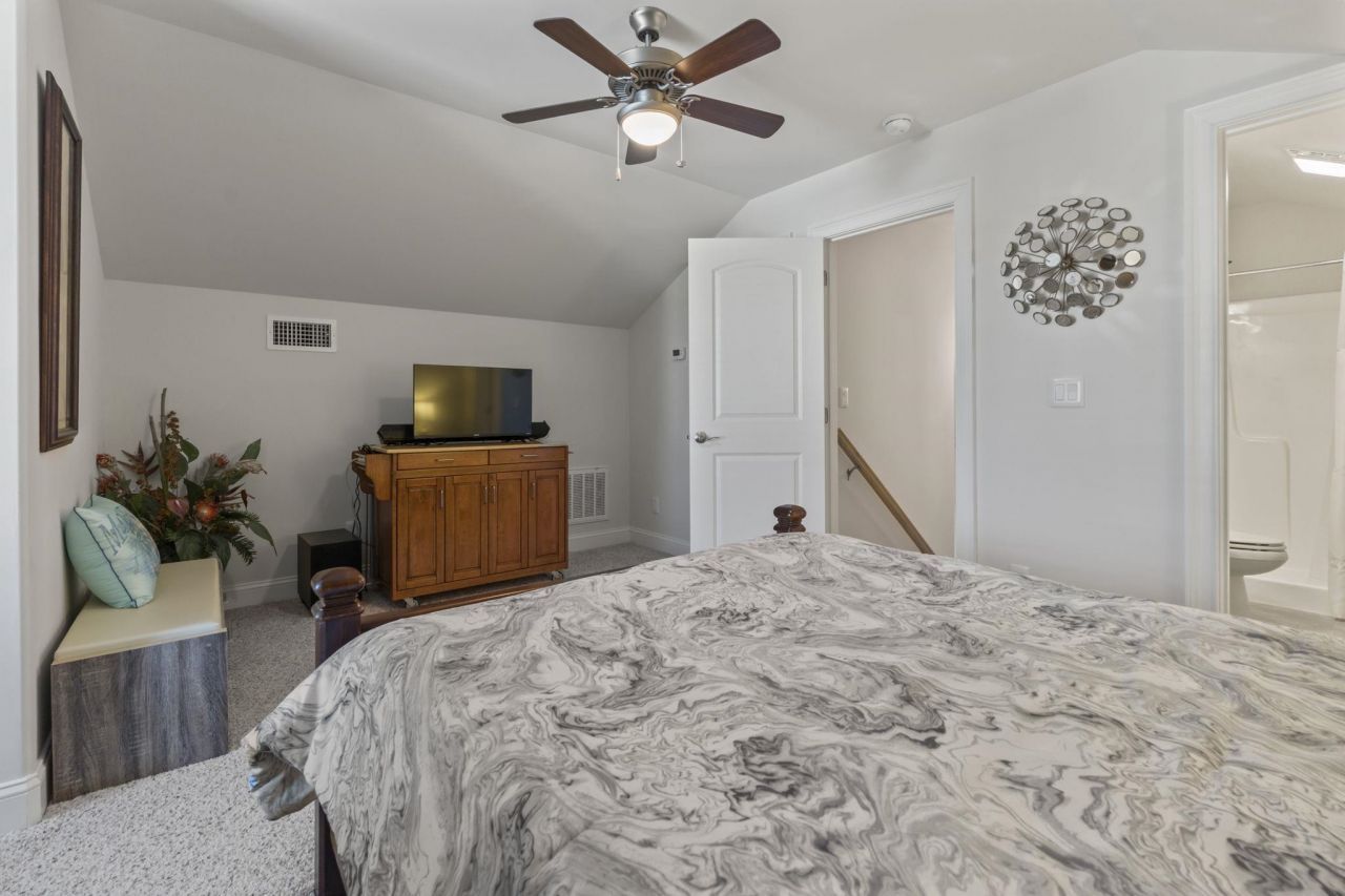 2318 Via Palma Dr. Photo 25