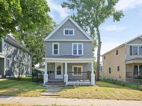 2124 Fremont Avenue N, Minneapolis, MN 55411
