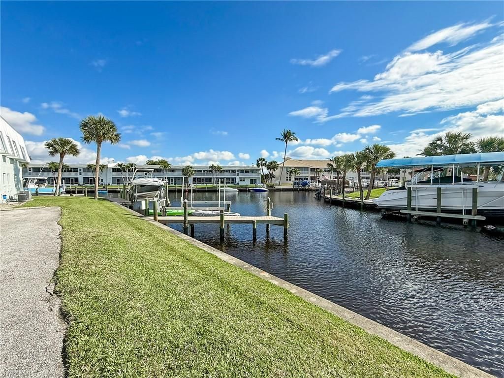 5111 Manor Ct , Unit 4, Cape Coral, FL 33904 Photo