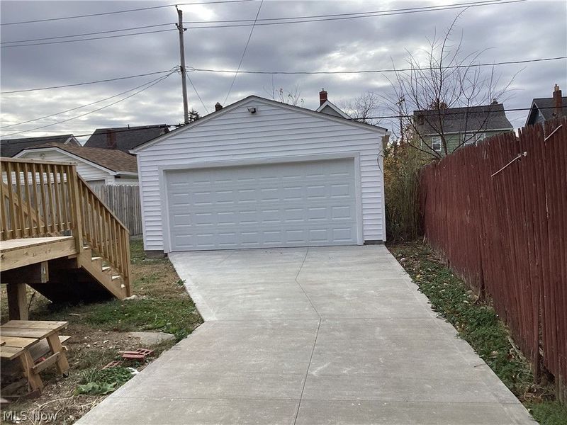 10909 Fortune Avenue, Cleveland, OH 44111 Photo 11