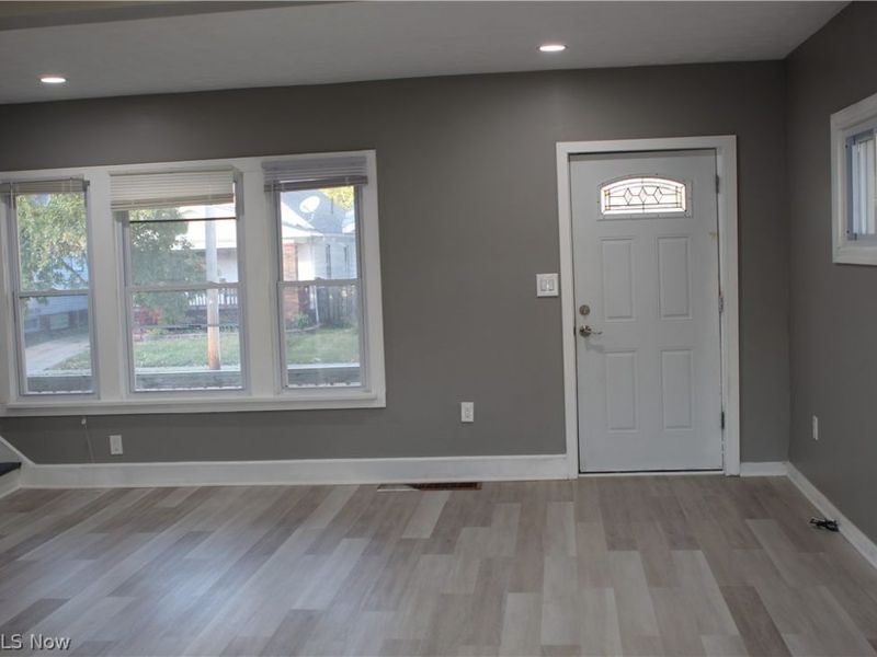 10909 Fortune Avenue, Cleveland, OH 44111 Photo 20