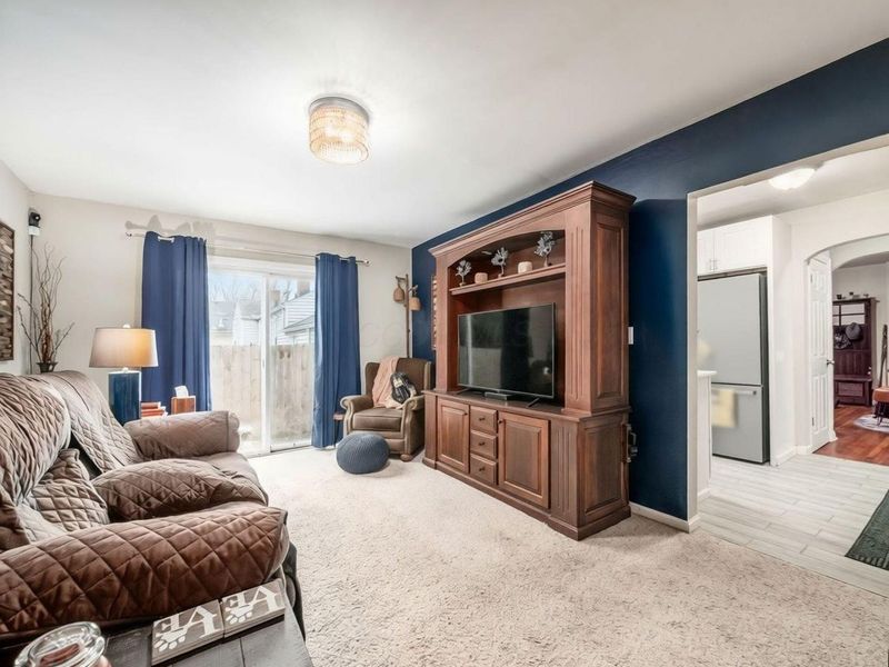 194 N Kellner Road , Columbus, OH 43209 Photo 11