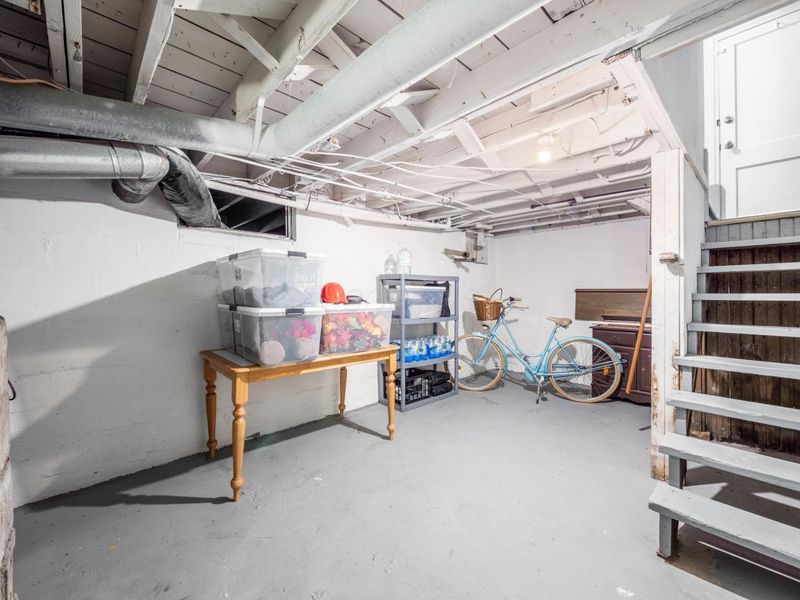 194 N Kellner Road , Columbus, OH 43209 Photo 25