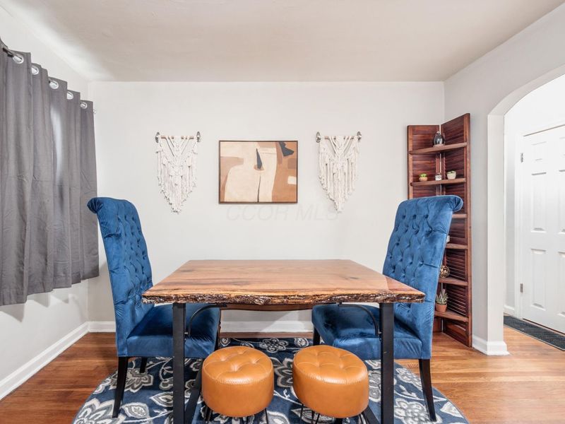 194 N Kellner Road , Columbus, OH 43209 Photo 5