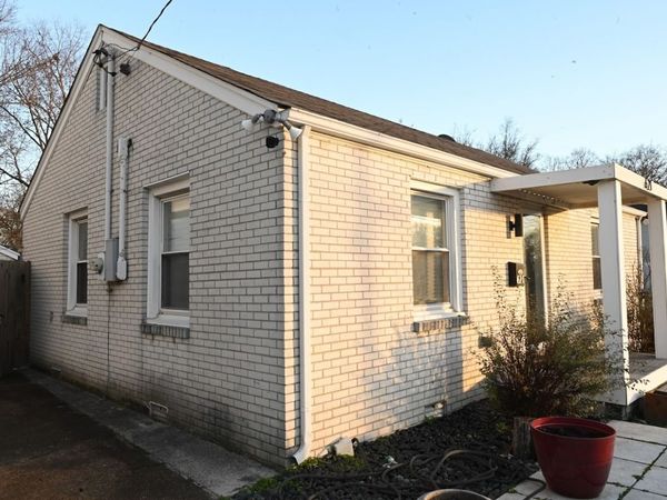 621 N 9th St , Nashville, TN 37206