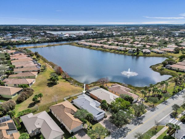 9872 SW Glenbrook Drive, Port St. Lucie, FL 34987