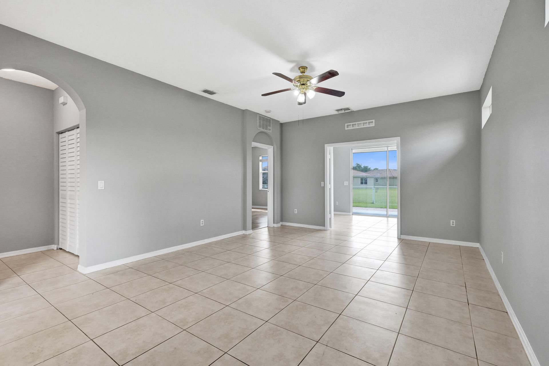 9872 SW Glenbrook Drive, Port Saint Lucie, FL 34987 Photo