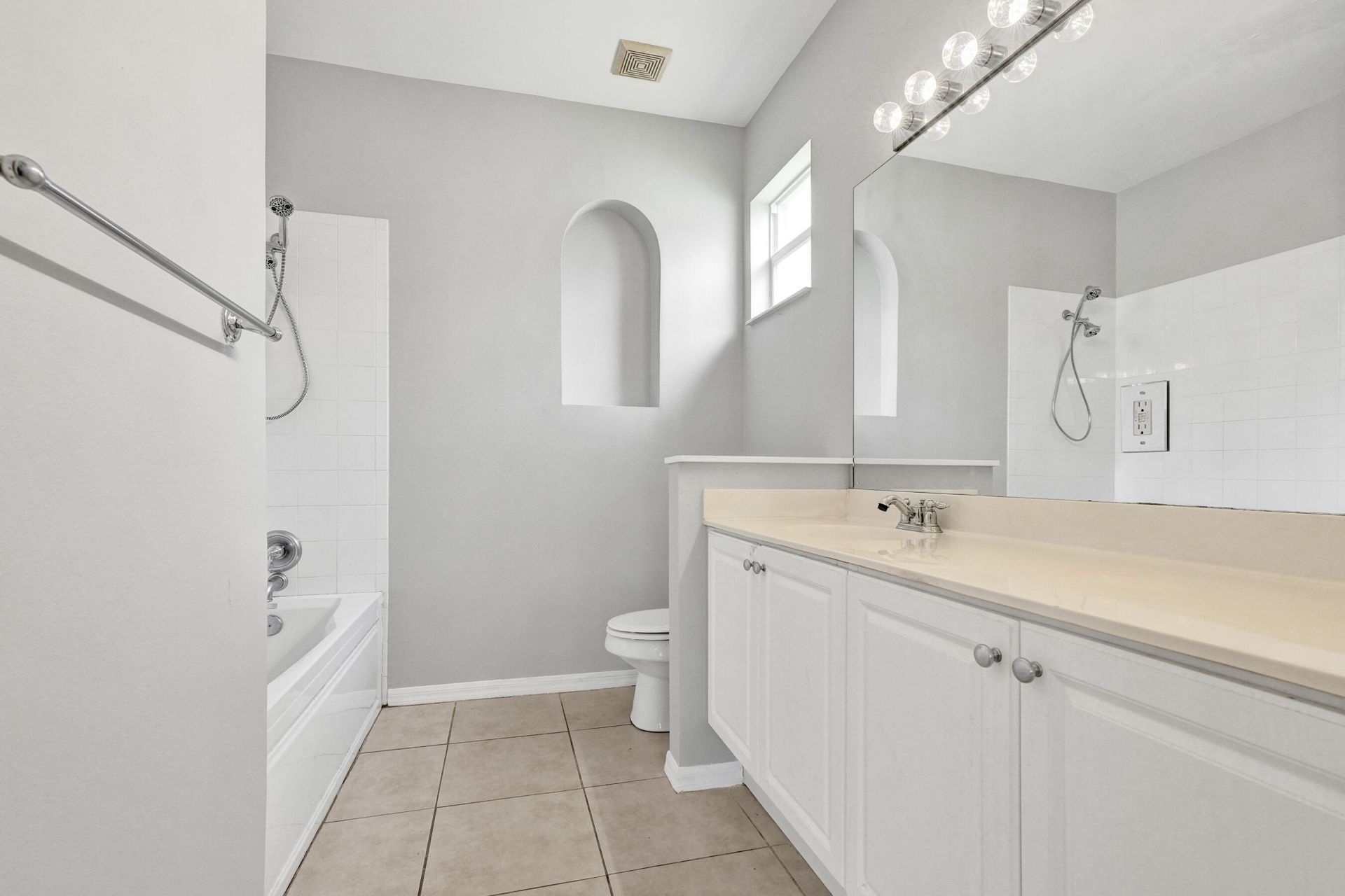 9872 SW Glenbrook Drive, Port Saint Lucie, FL 34987 Photo