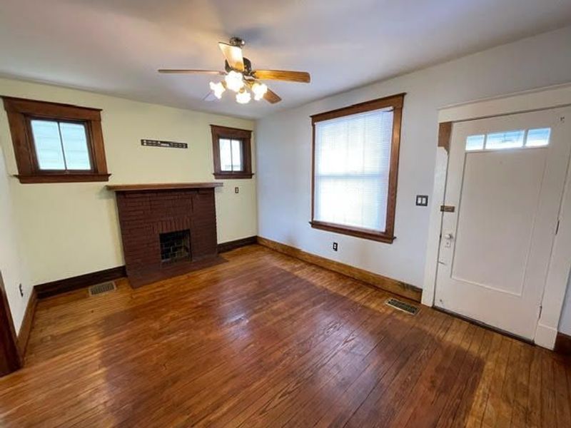 109 Daniels Street, Covington, KY 41015 Photo 2