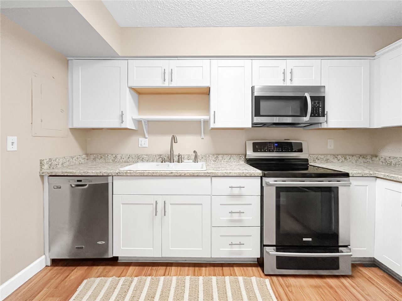 50 Harbor View Ln, Unit 23, Belleair Bluffs, FL 33770 Photo