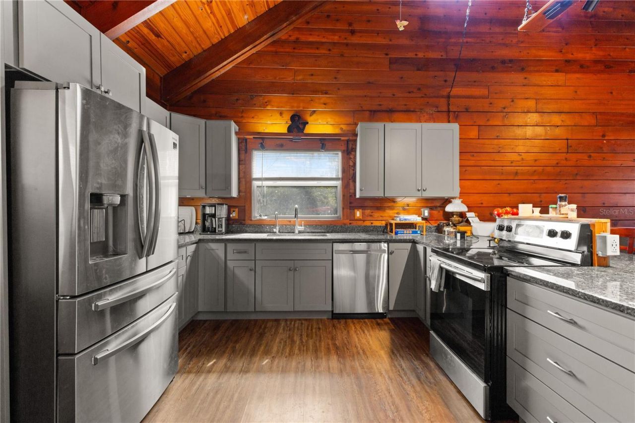 7251 241st Street E, Myakka City, FL 34251 Photo