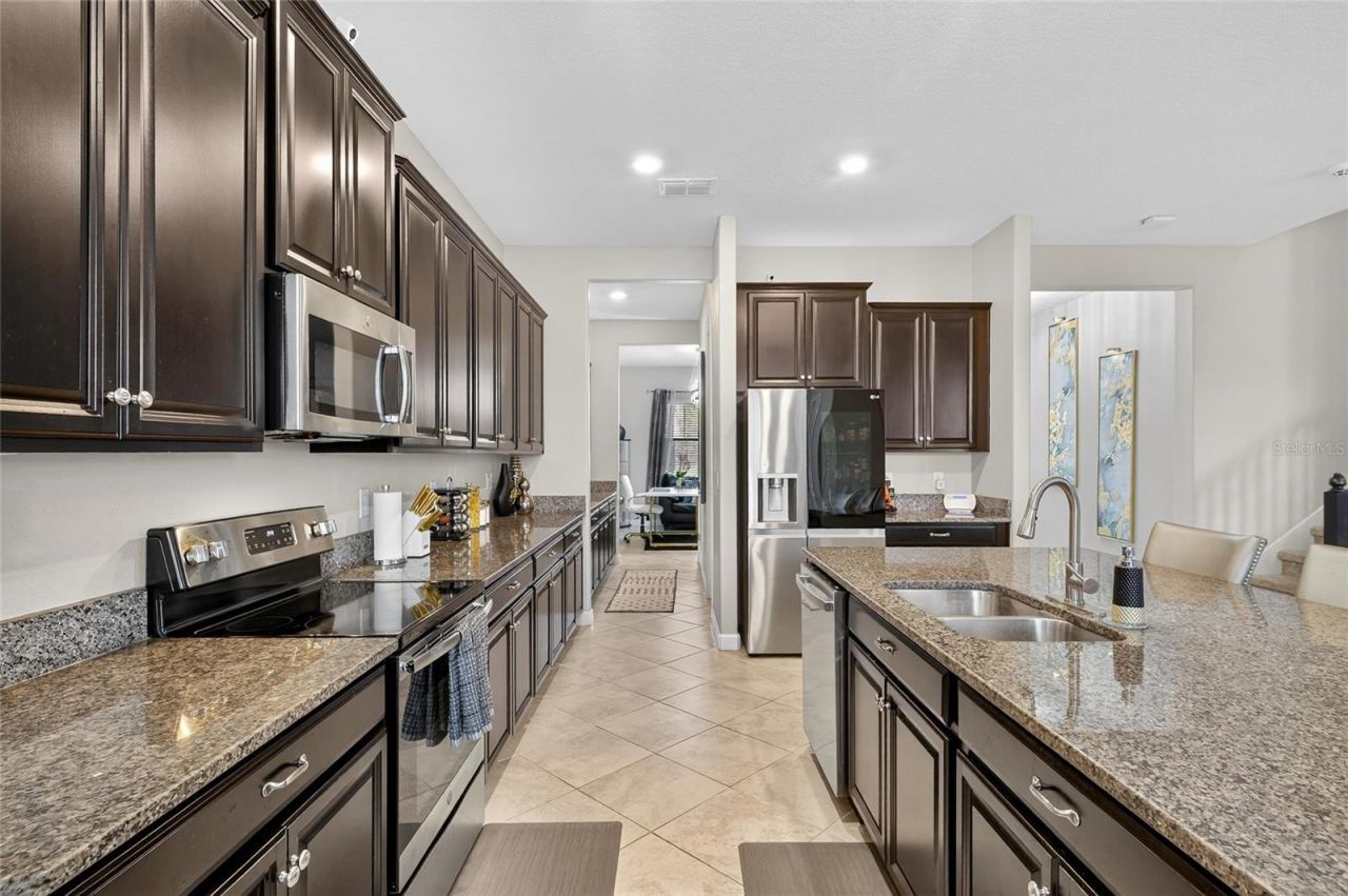 9847 Sage Creek Drive, Sun City Center, FL 33573 Photo