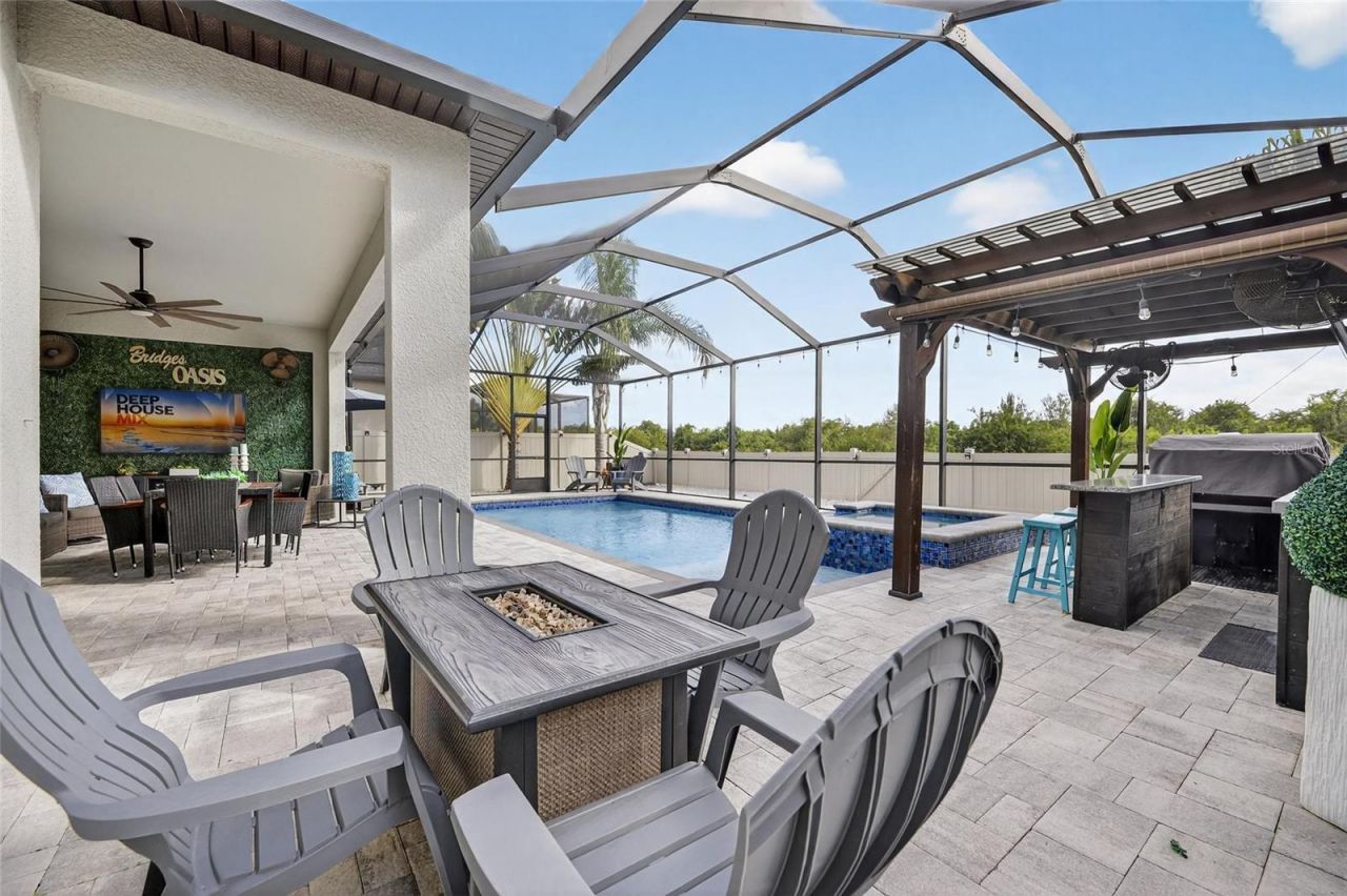 9847 Sage Creek Drive, Sun City Center, FL 33573 Photo