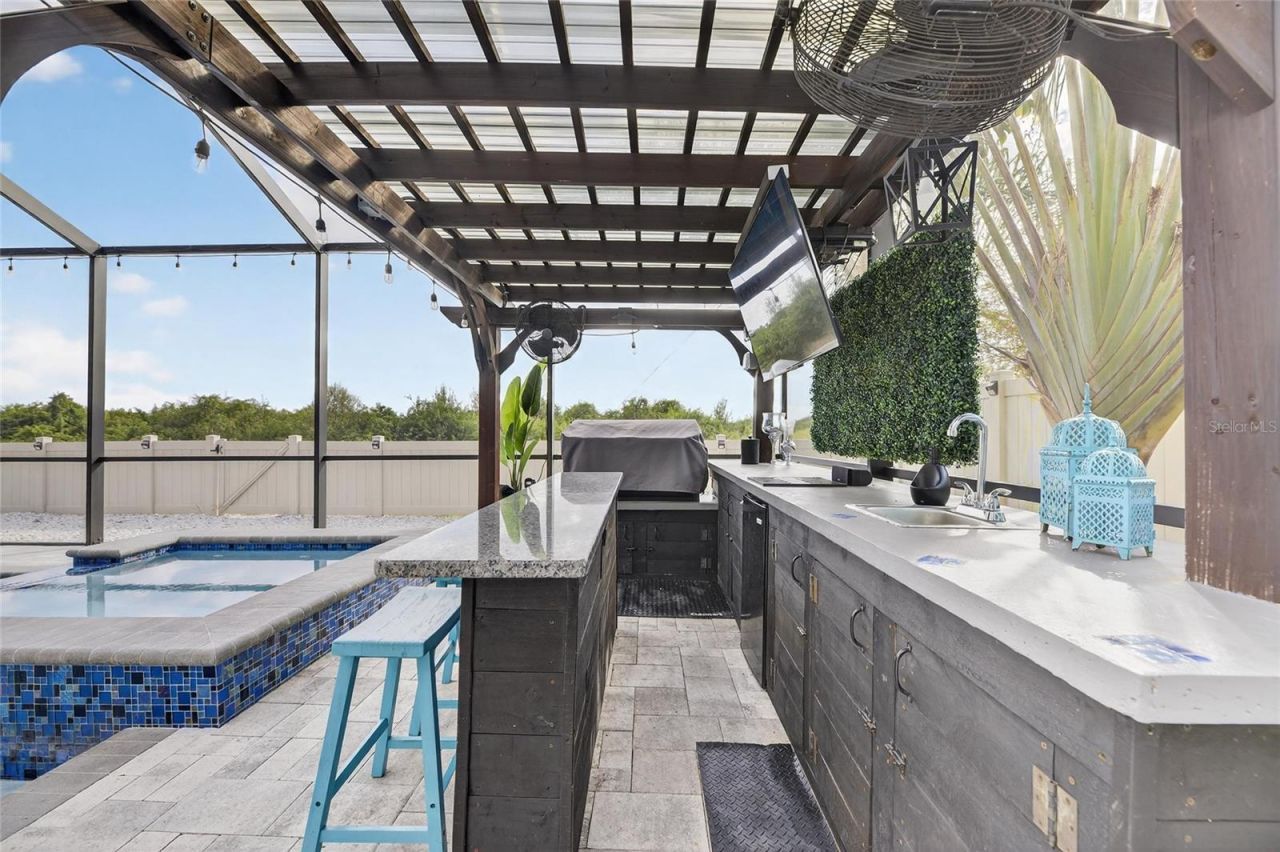 9847 Sage Creek Drive, Sun City Center, FL 33573 Photo