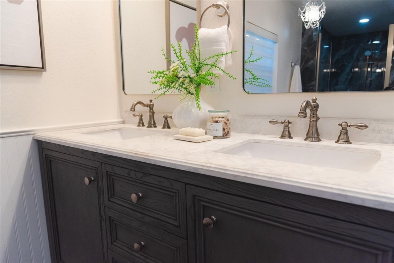 300 E Idlewild Avenue, Tampa, FL 33604 Photo