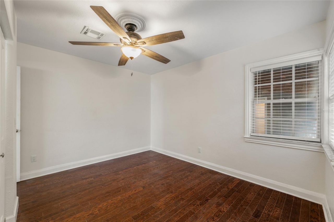 300 E Idlewild Avenue, Tampa, FL 33604 Photo