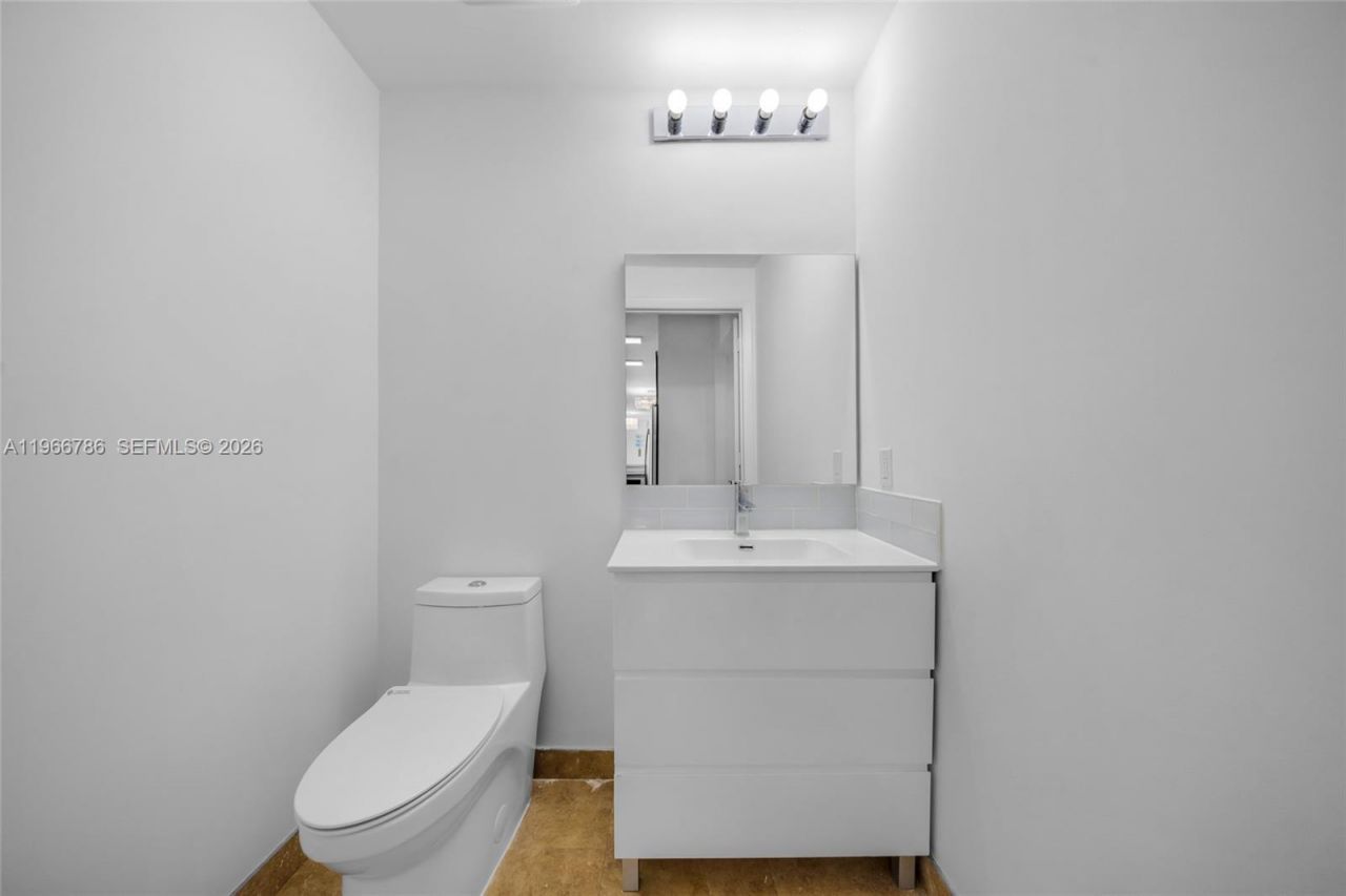 3030 NE 188th St , Unit 602, Aventura, FL 33180 Photo